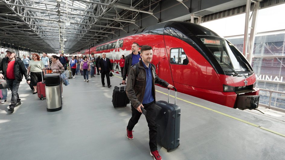 Moskova'da Havalimanı Treni ve Otobüs Ücretleri Zamlandı